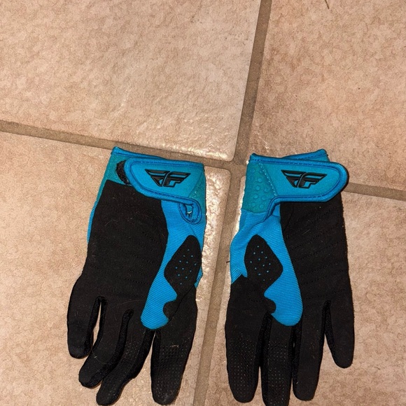 Fly Racing Riding Gloves - Picture 1 of 2